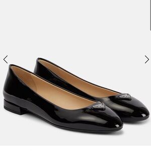 Prada Black Patent Leather Flats 39 never worn - no box